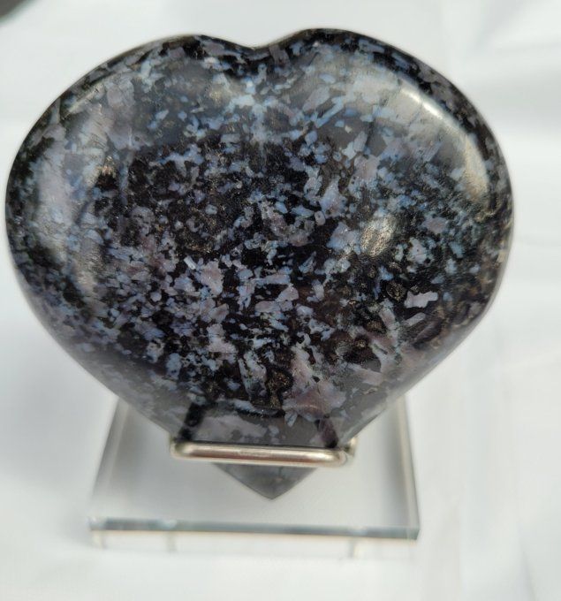 Coeur en Gabbro 134 grammes Largeur 68mm