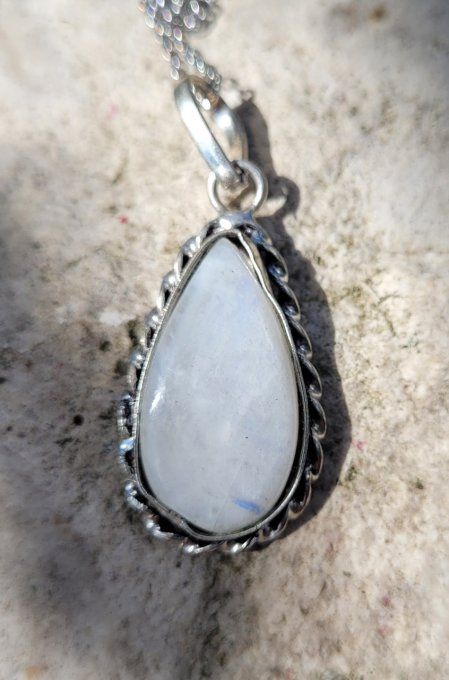 Pendentif Péristerite avec cerclage argent