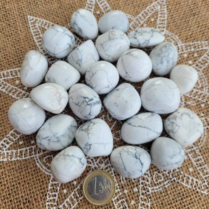 Pierres roulées Howlite 20-30 grammes  - Copie