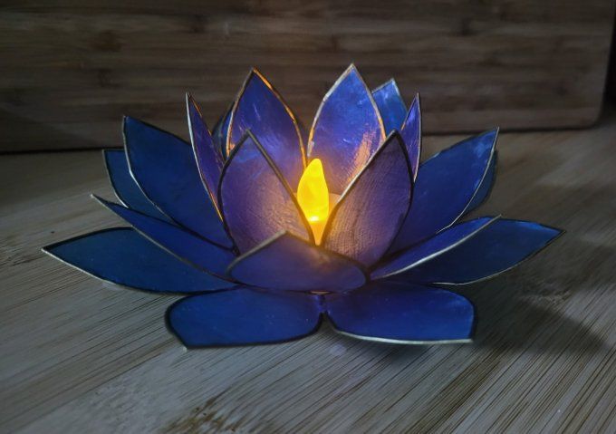 bougeoir-lotus-bleu