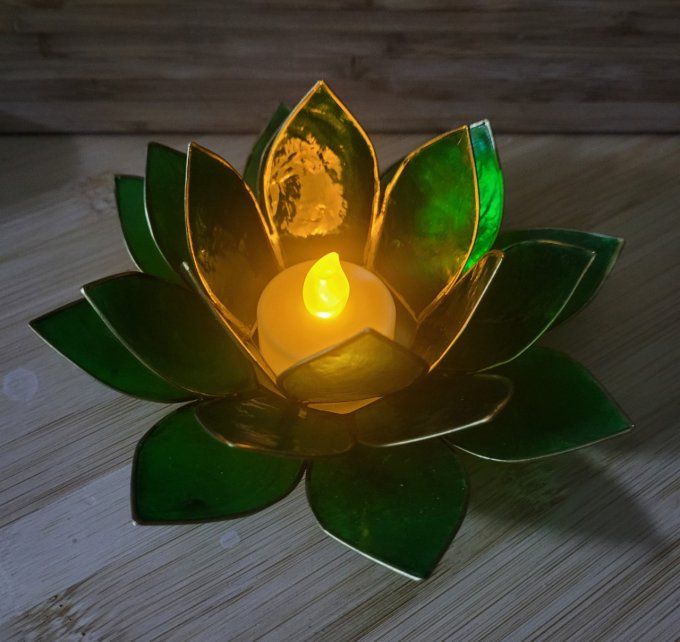 bougeoir-lotus-vert
