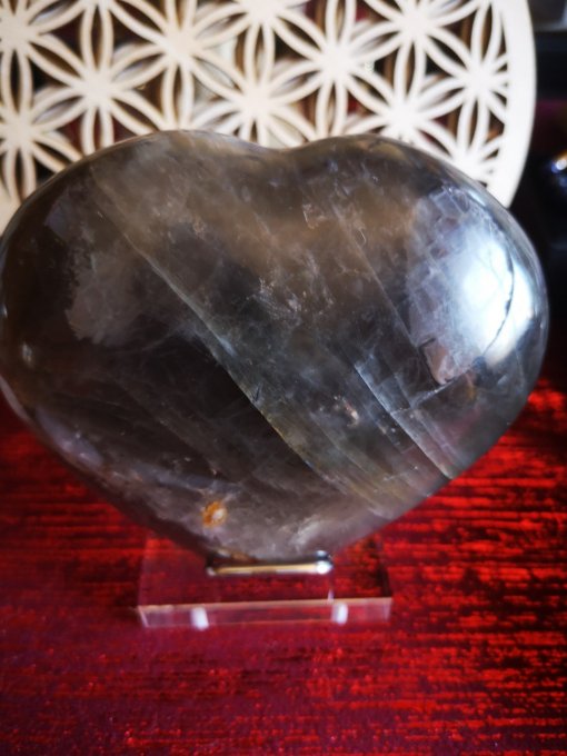 Cœur en pierre de lune noire 330 grammes