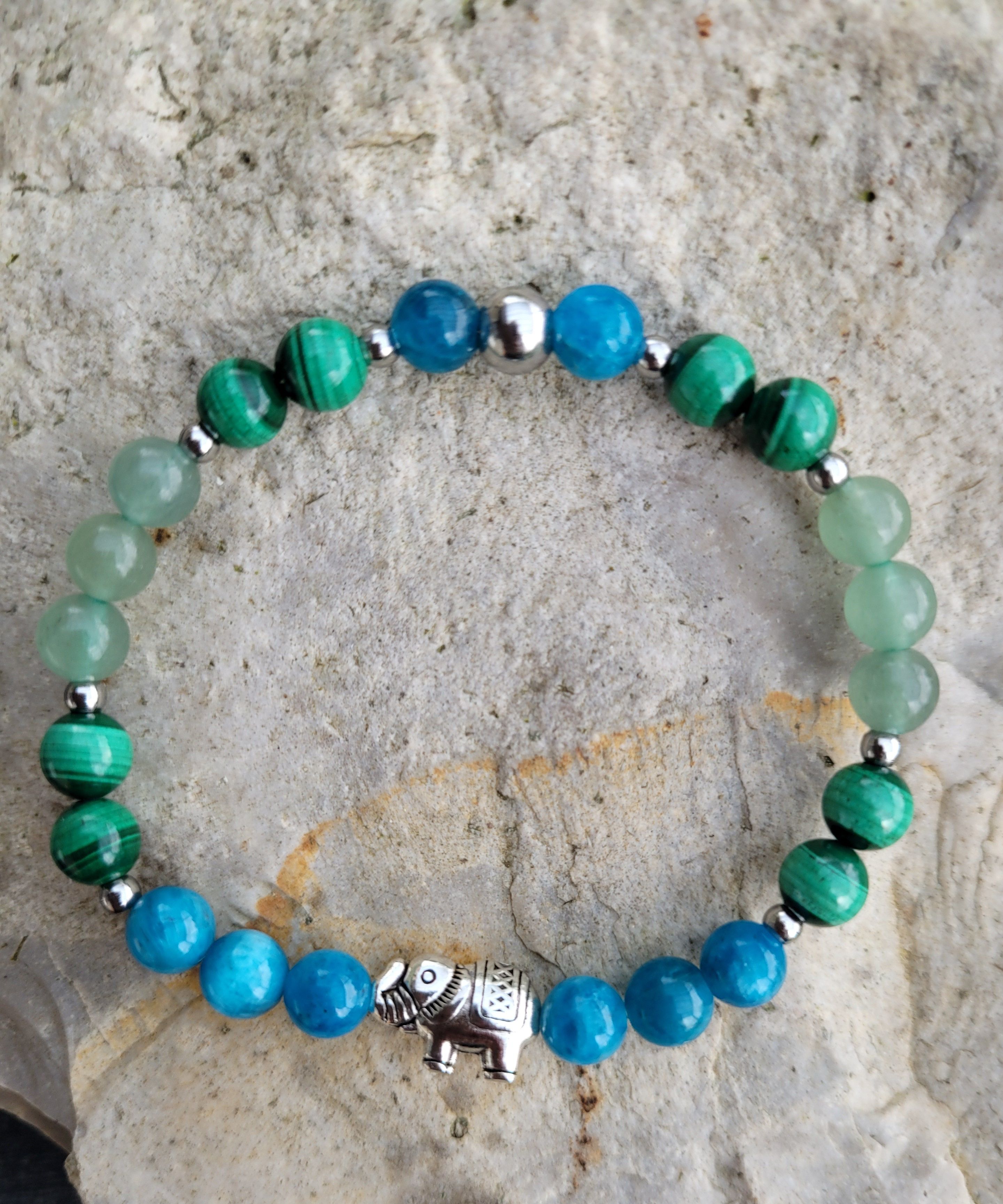 Apatite bleue, Aventurine verte et Malachite